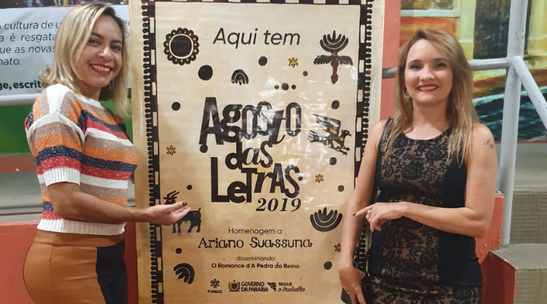 Tatiana Cavalcanti e Cybelle Macedo coordenam o Agosto das Letras Tatiana Cavalcanti e Cybelle Macedo coordenam o Agosto das Letras