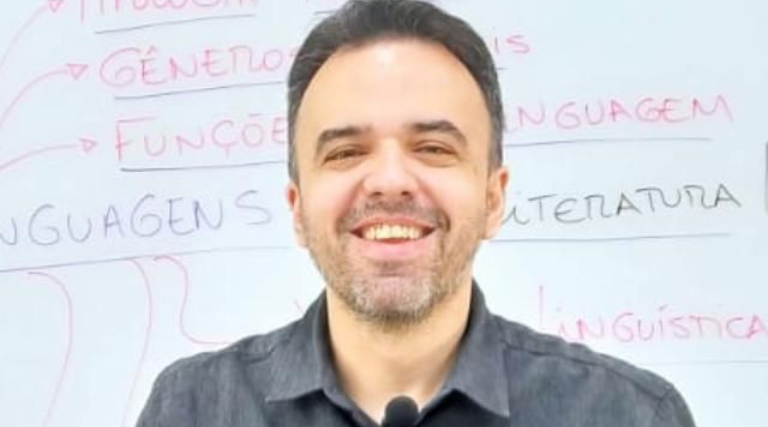 Professor Leonardo Queiroga é o convidado do Cine Enem