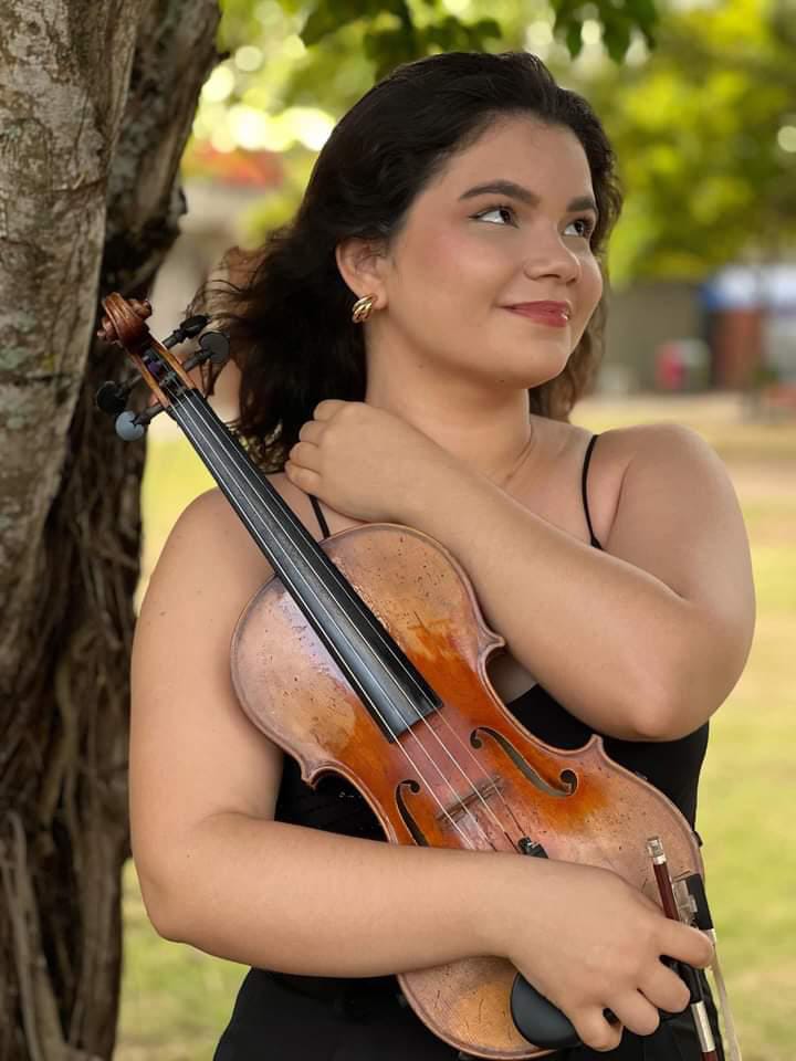 Kattily Joyce - Violinista