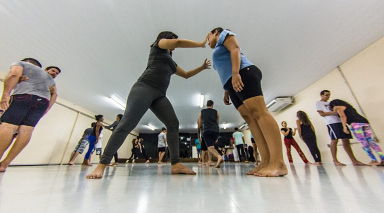 Curso de teatro da Funesc