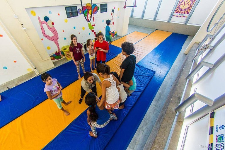 Escola de Circo Djalma Buranhêm