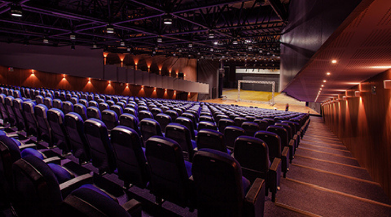 Teatro Paulo Pontes, no Espaço Cultural