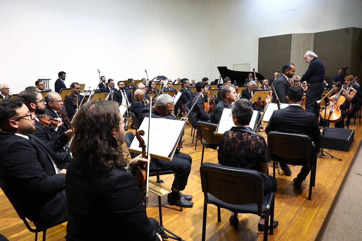 Concerto de Natal da Orquestra Sinfônica da Paraíba tem participação de cantor lírico e do Coro Sinfônico